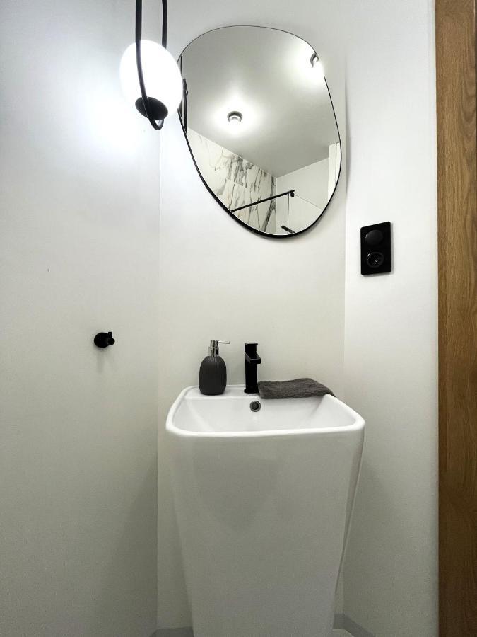 ורוצלב Mieszczanska Apartment ~ Self Check-In 24H ~Parking And Lift מראה חיצוני תמונה